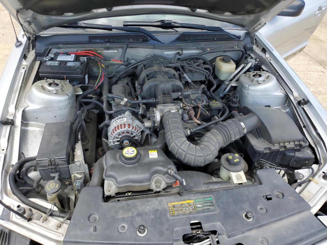 1ZVHT80N785167018 2008 Ford Mustang