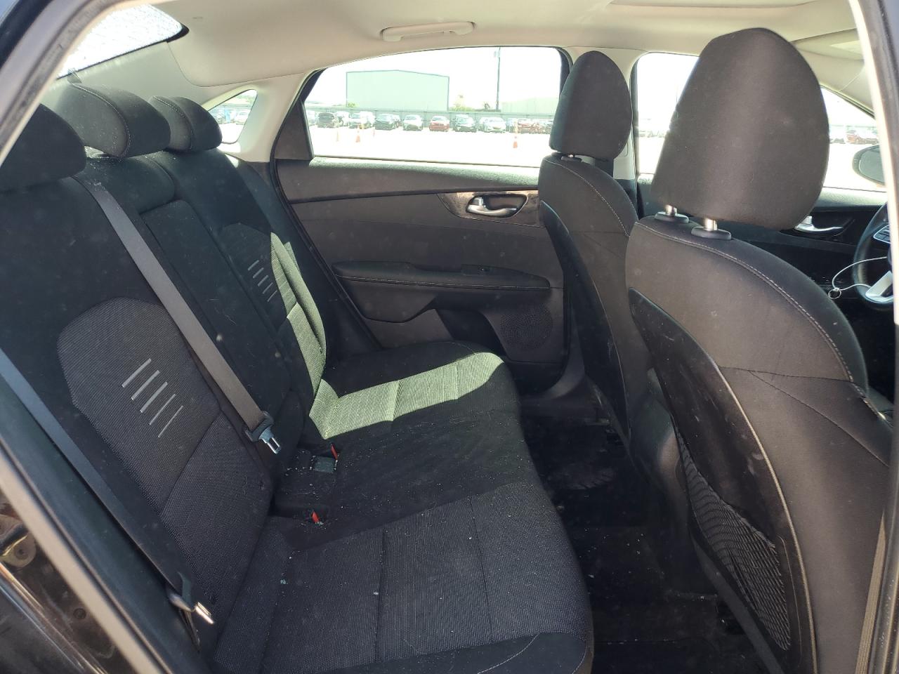 3KPF34AD9KE013284 2019 Kia Forte Gt Line