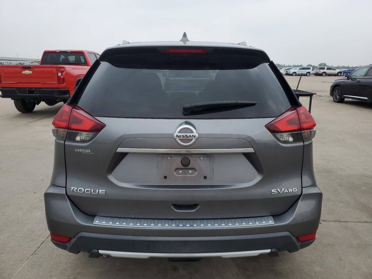 2018 Nissan Rogue S vin: KNMAT2MV0JP540017