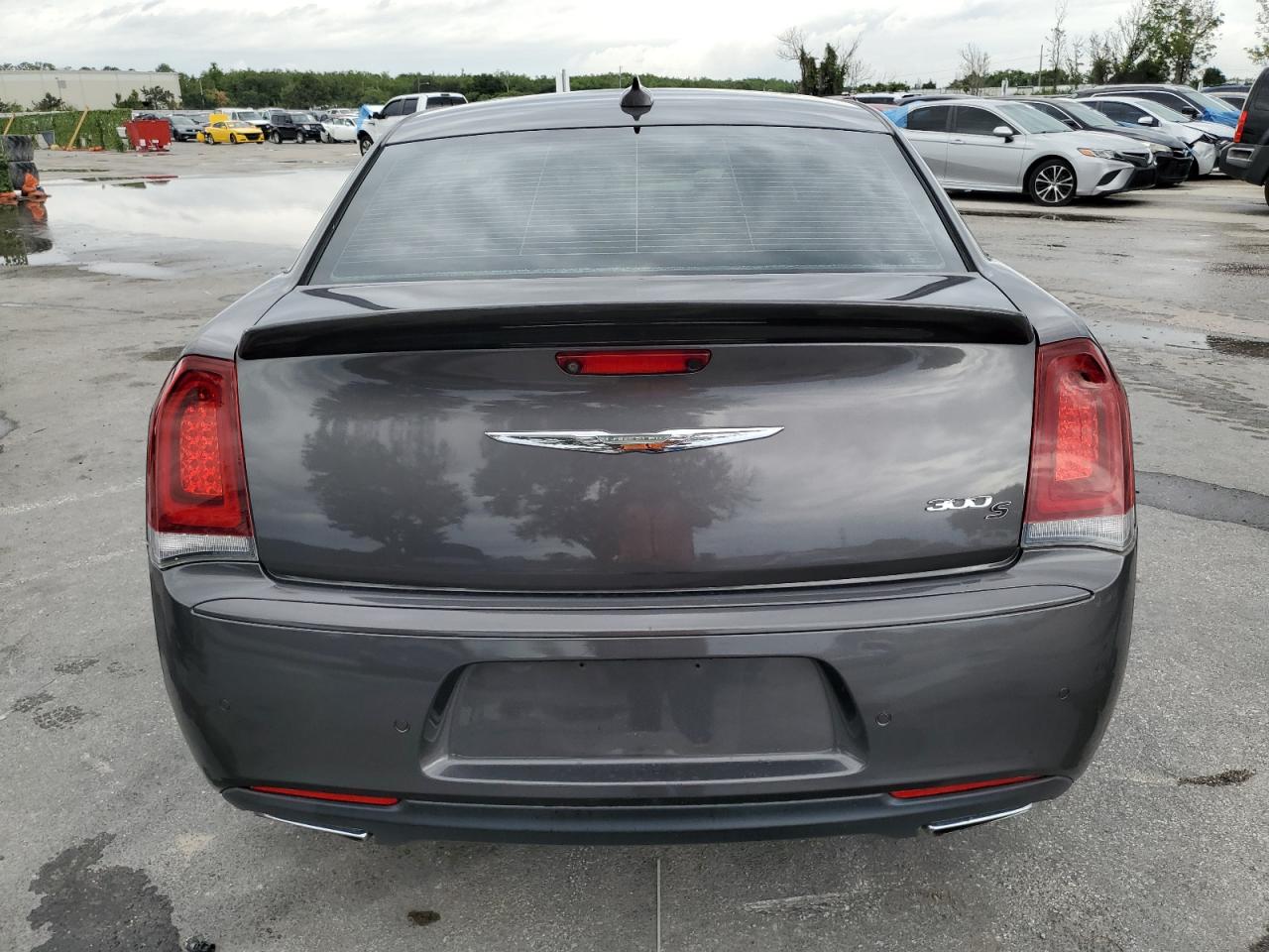 2C3CCABG0JH261554 2018 Chrysler 300 S