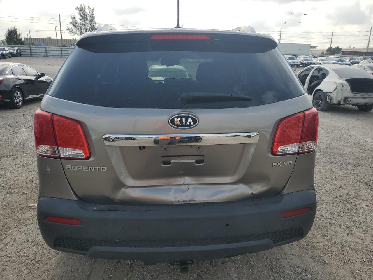 5XYKUDA22BG034054 2011 Kia Sorento Ex