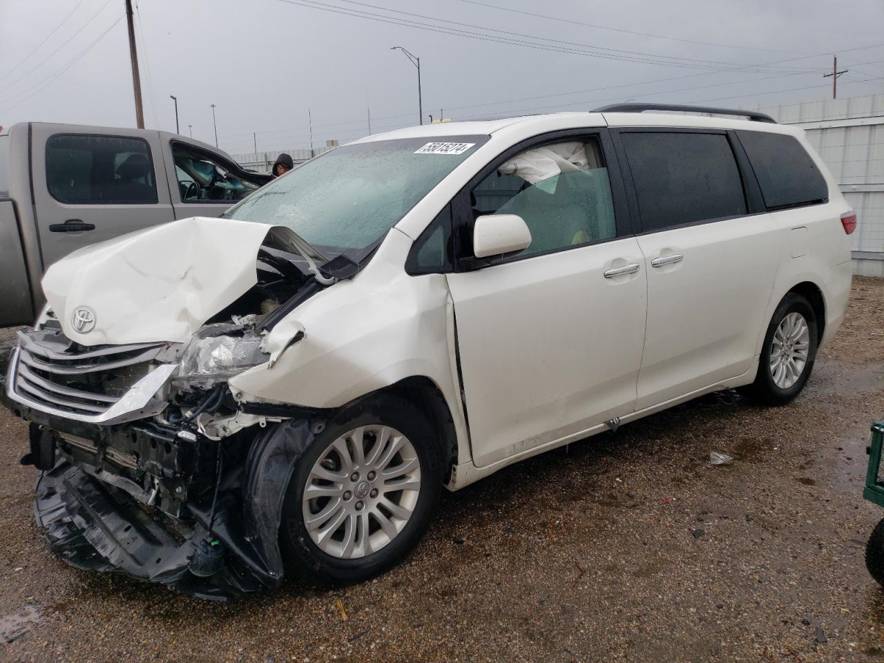 2017 Toyota Sienna Xle vin: 5TDYZ3DC6HS850271