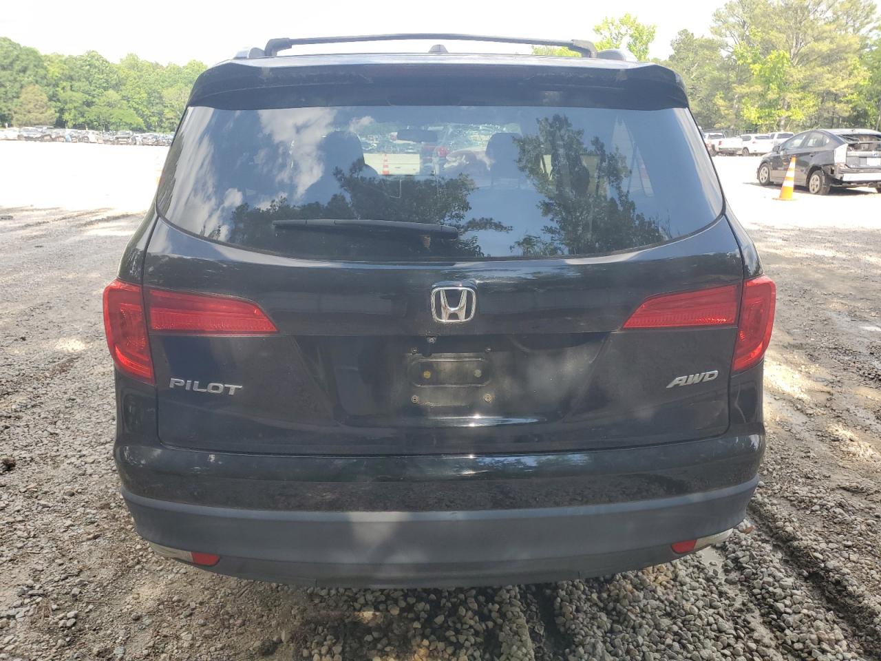 5FNYF6H86HB016179 2017 Honda Pilot Exl