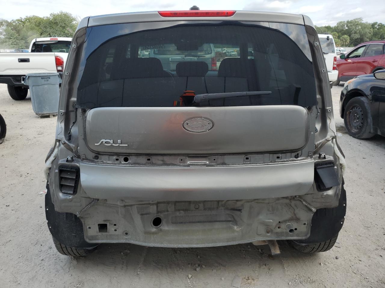 KNDJN2A22K7692435 2019 Kia Soul