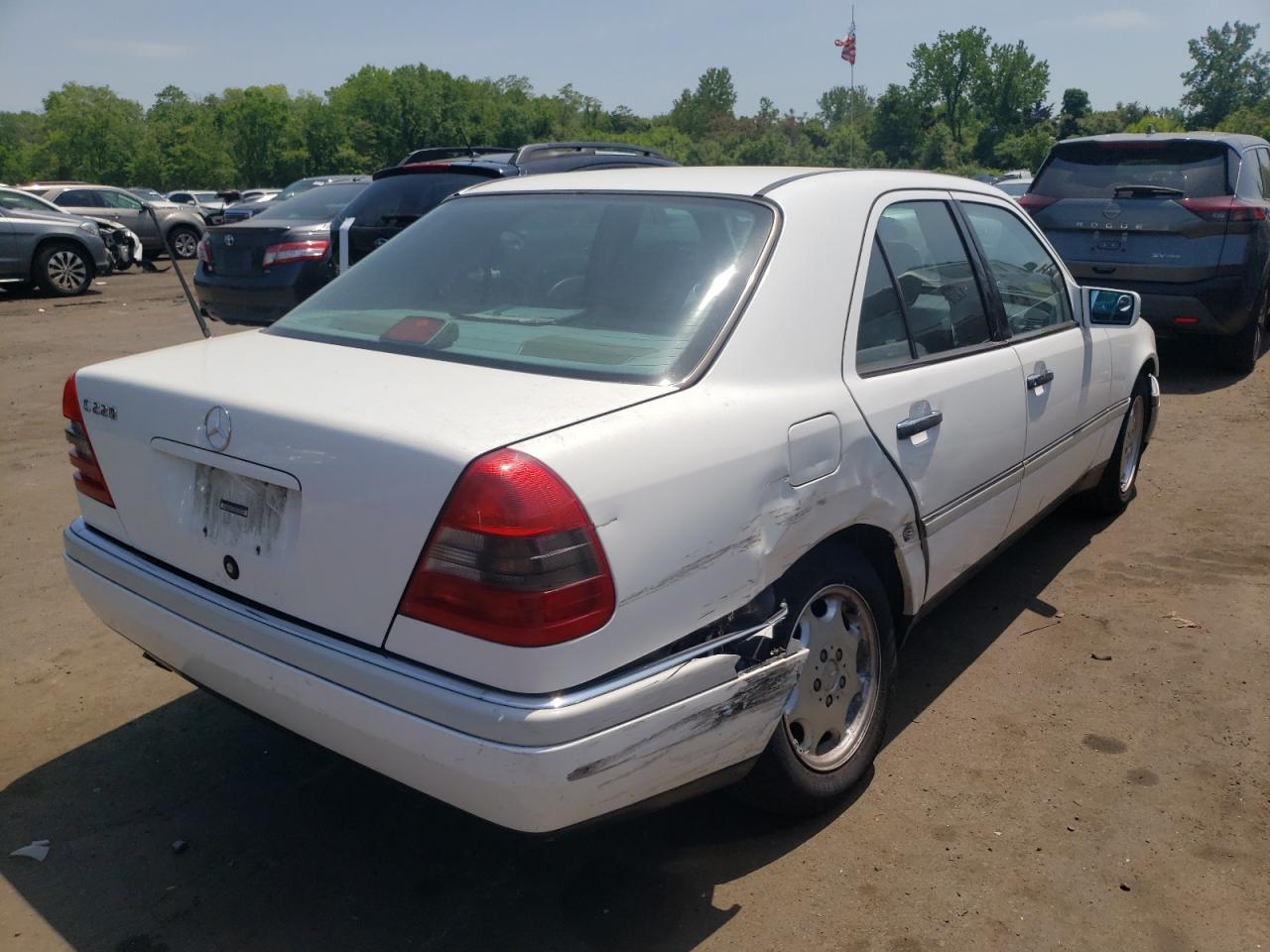 WDBHA22E2SF156351 1995 Mercedes-Benz C 220