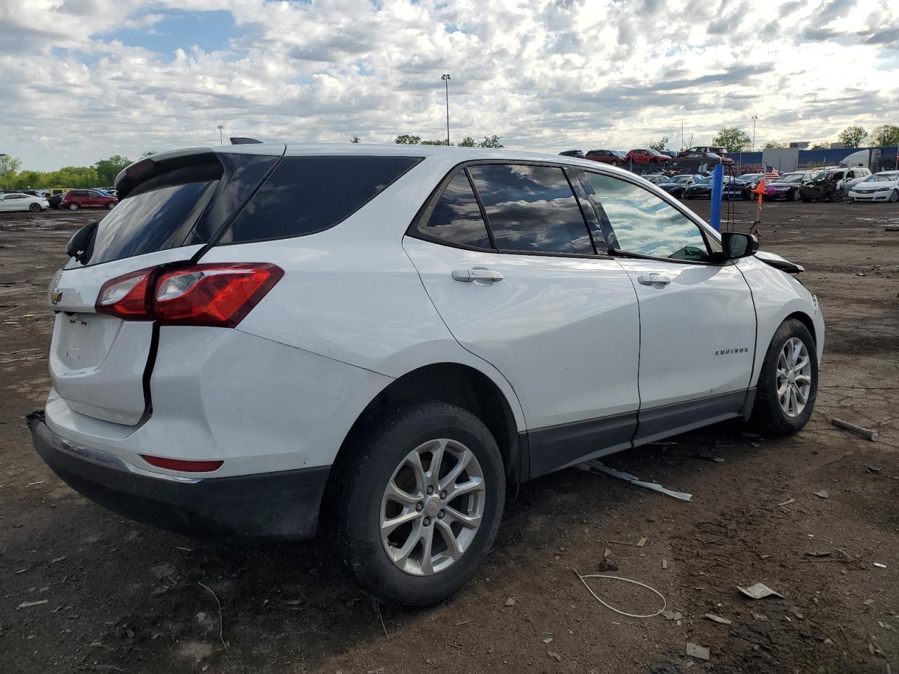 2GNAXHEV1J6264301 2018 Chevrolet Equinox Ls