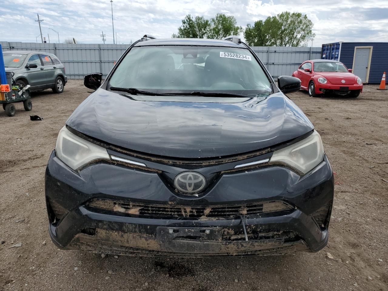 2T3BFREVXHW588299 2017 Toyota Rav4 Le