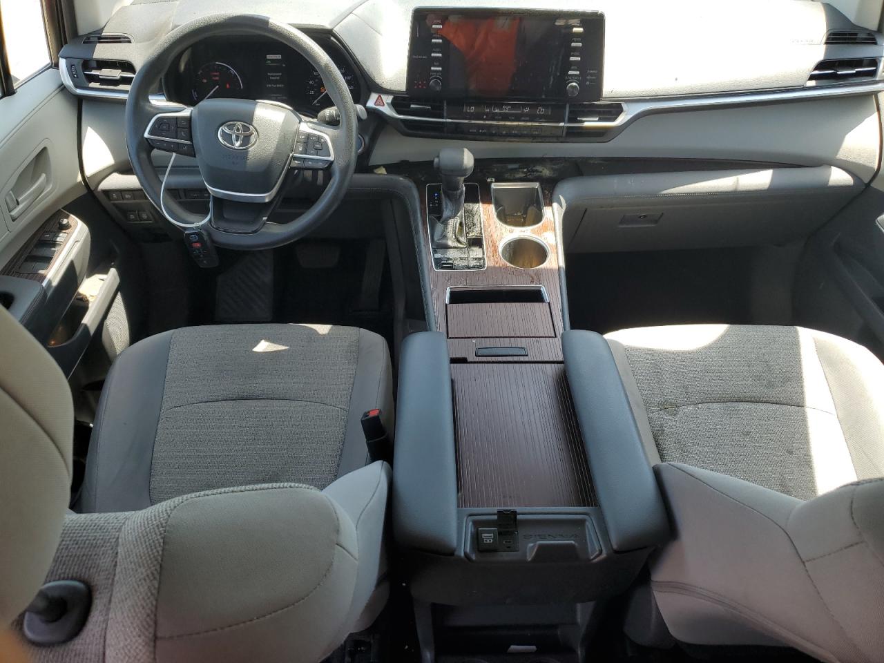 5TDKRKEC5MS033088 2021 Toyota Sienna Le