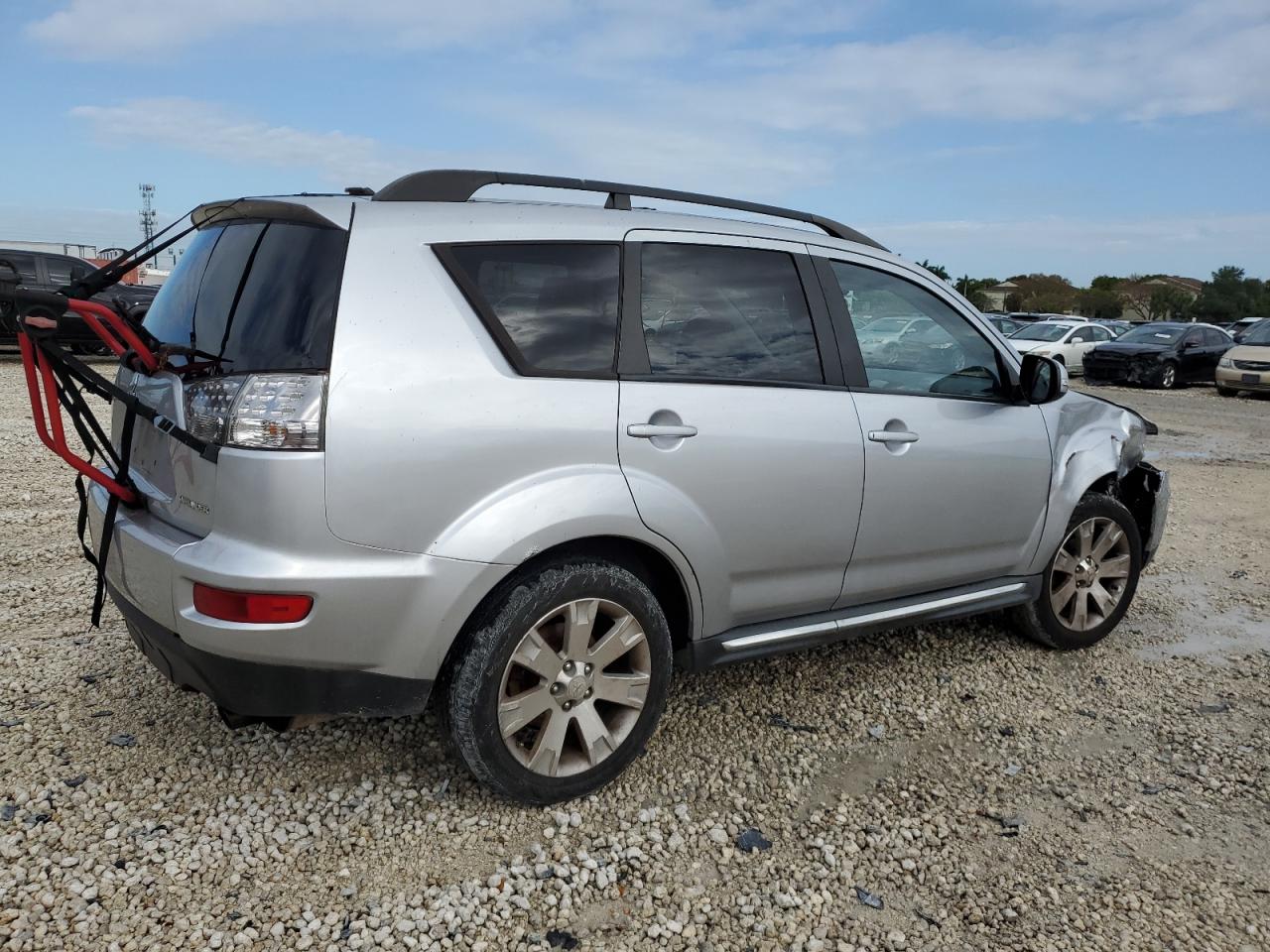 JA4JT3AW4BU032908 2011 Mitsubishi Outlander Se