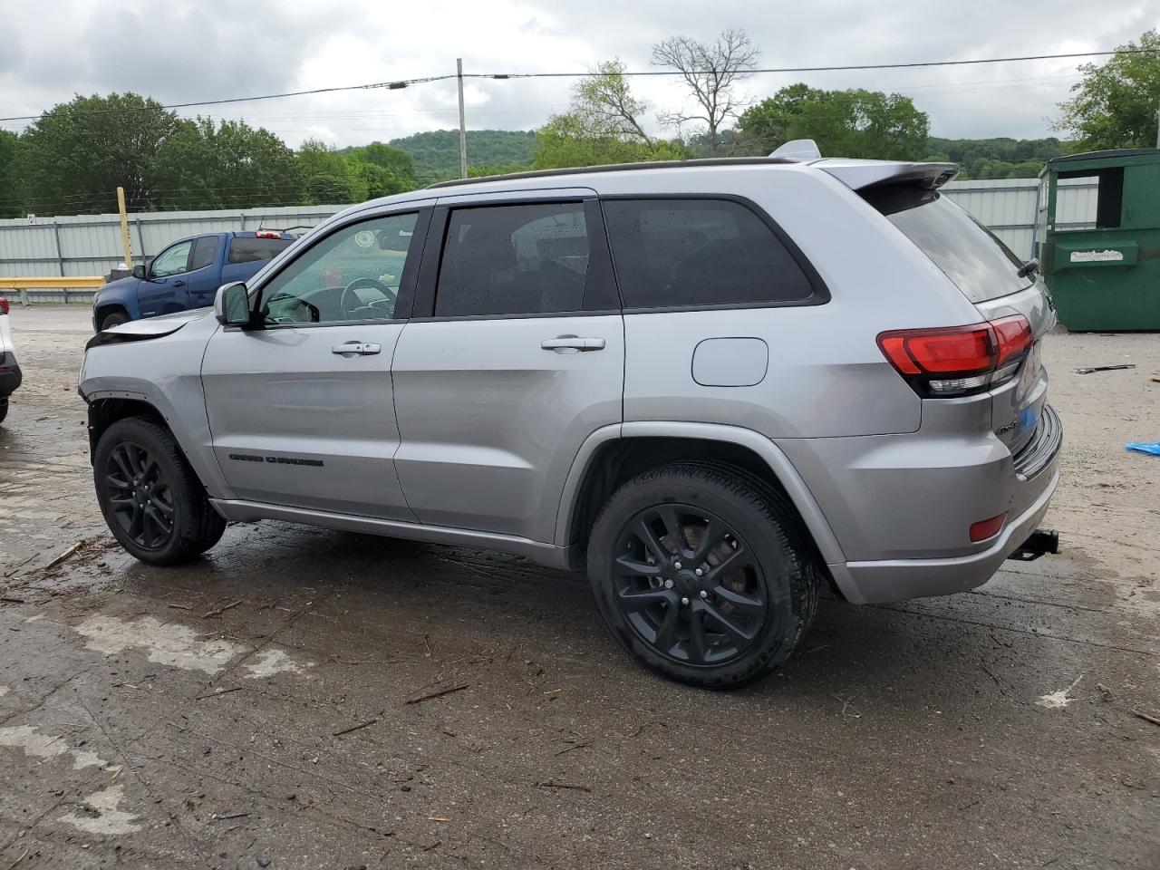 1C4RJFAG1JC367072 2018 Jeep Grand Cherokee Laredo