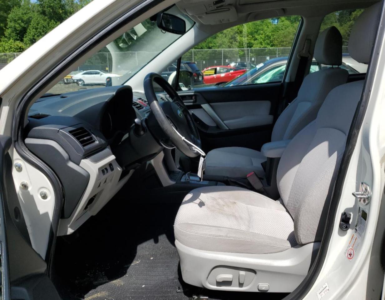 Lot #2621791674 2015 SUBARU FORESTER 2