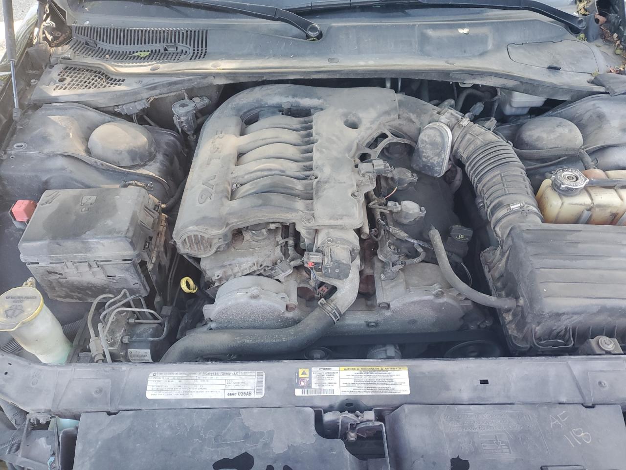 2C3CA5CV7AH220915 2010 Chrysler 300 Touring