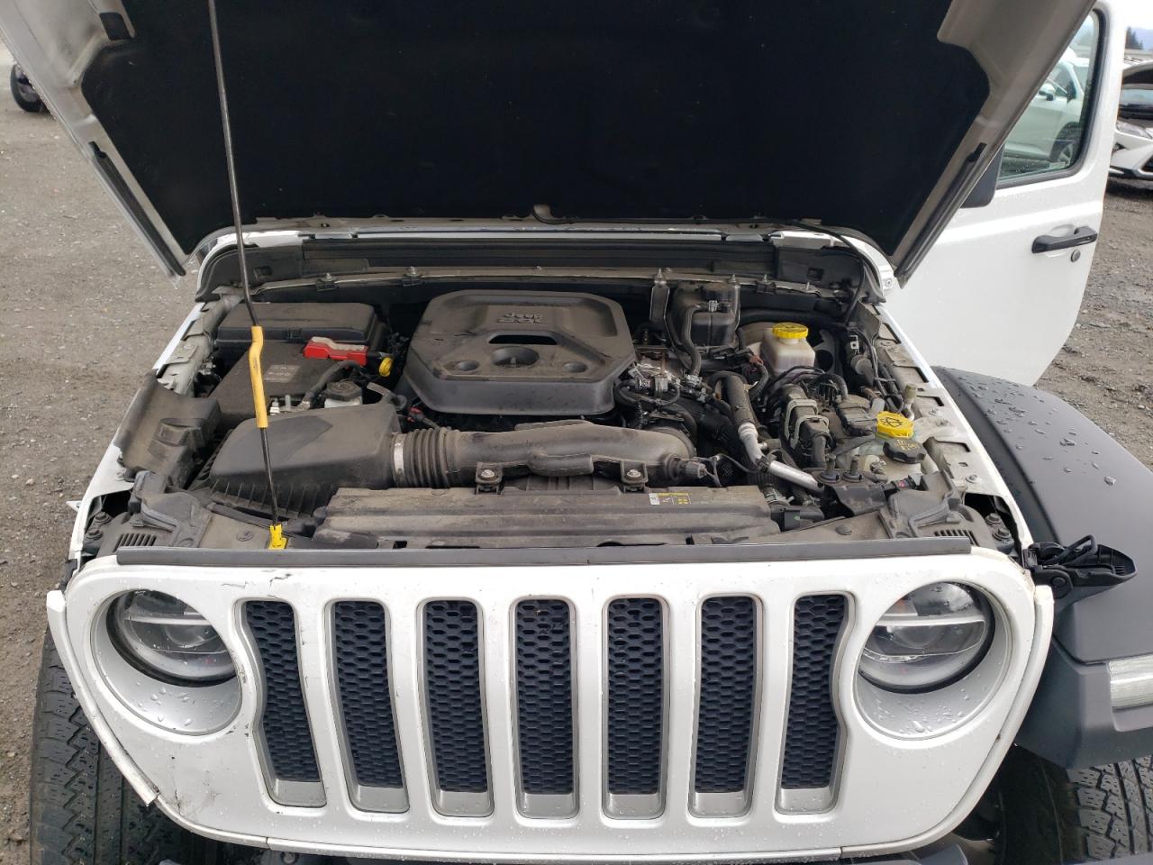 1C4HJXEN6LW153514 2020 Jeep Wrangler Unlimited Sahara