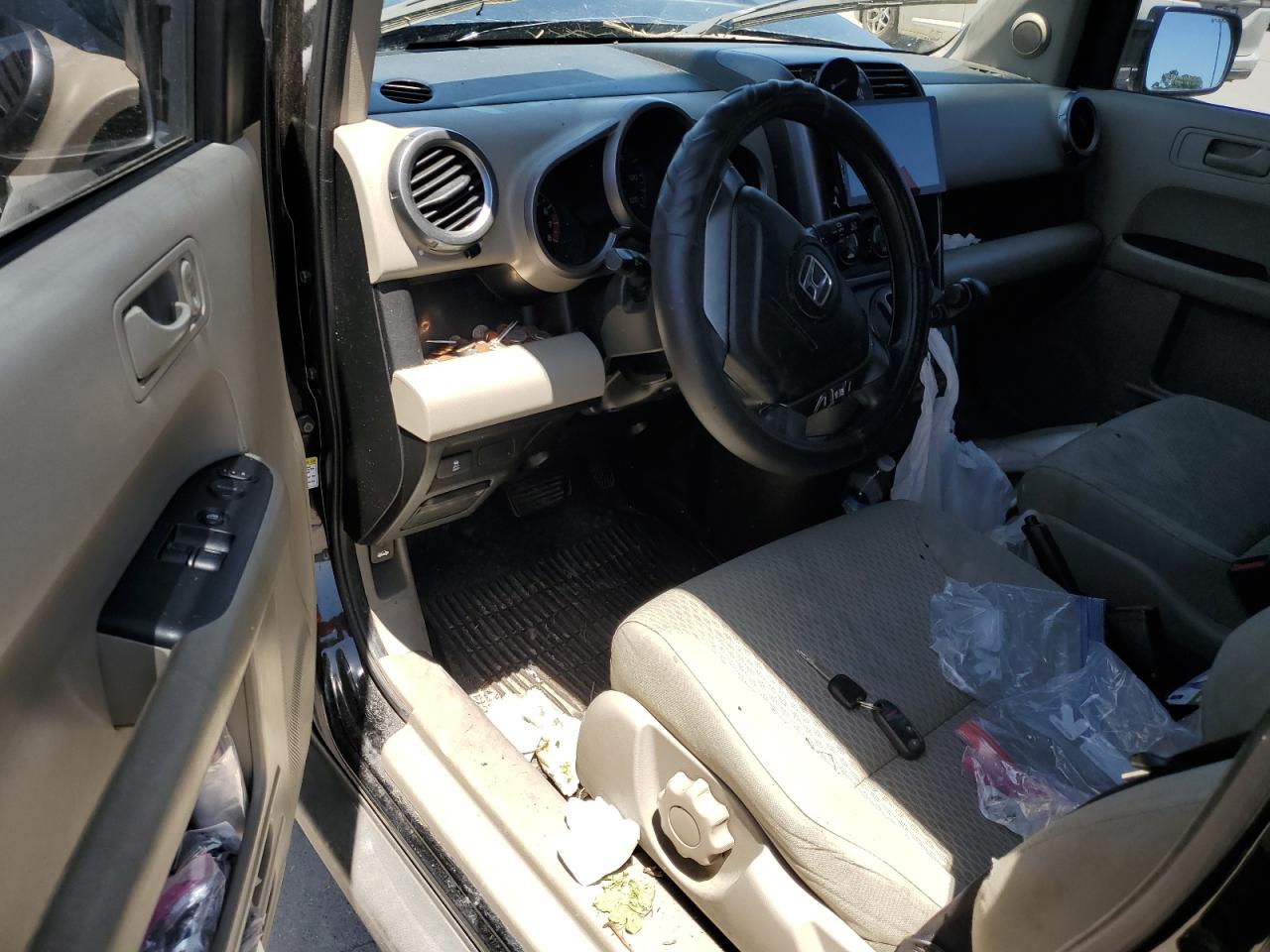 5J6YH1H37BL002310 2011 Honda Element Lx