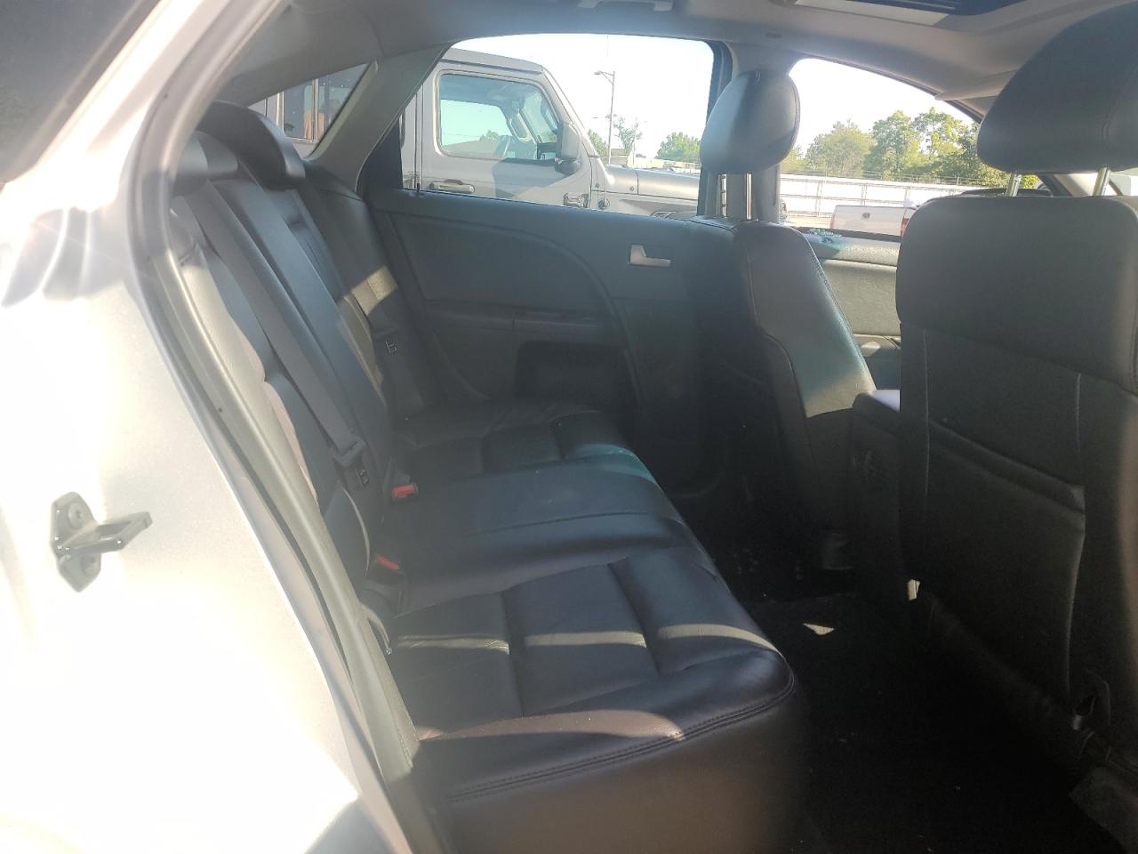 1FAHP25175G127313 2005 Ford Five Hundred Limited