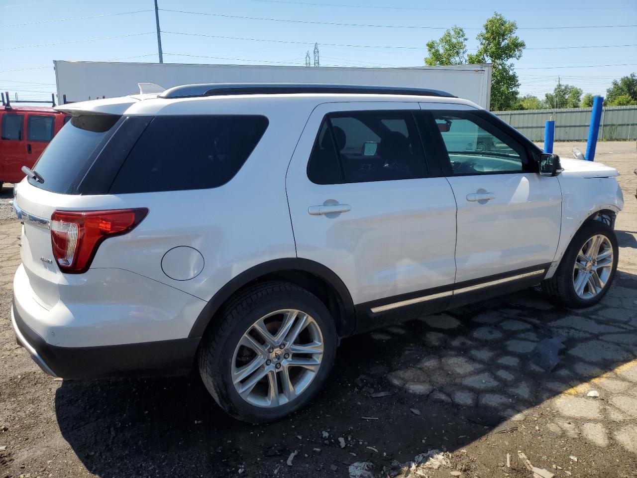 1FM5K8D8XHGD84656 2017 Ford Explorer Xlt