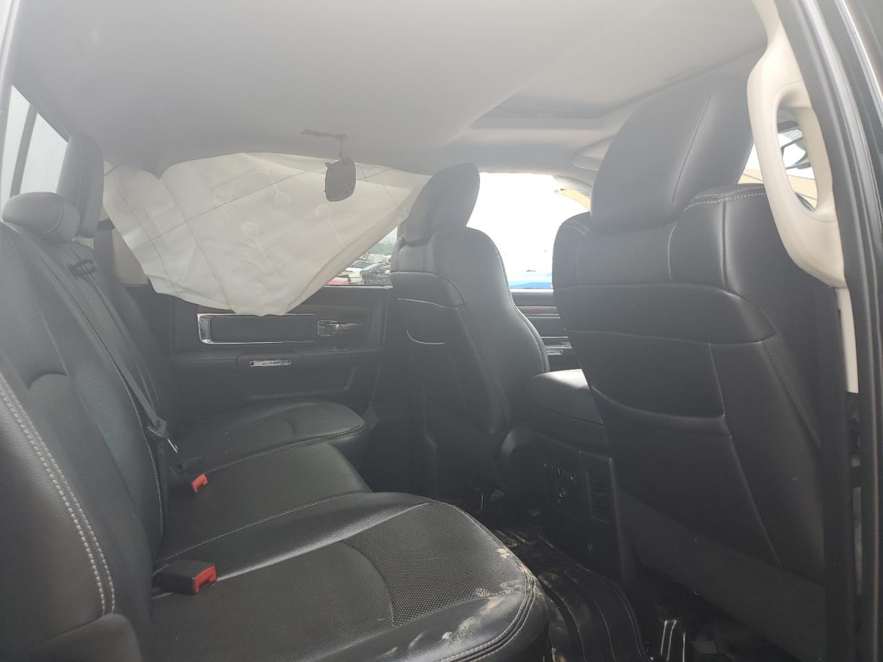 1C6RR7NT2GS106058 2016 Ram 1500 Laramie