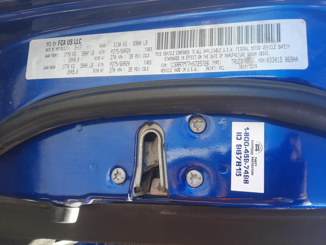 1C6RR7MT7HS725726 2017 Ram 1500 Sport