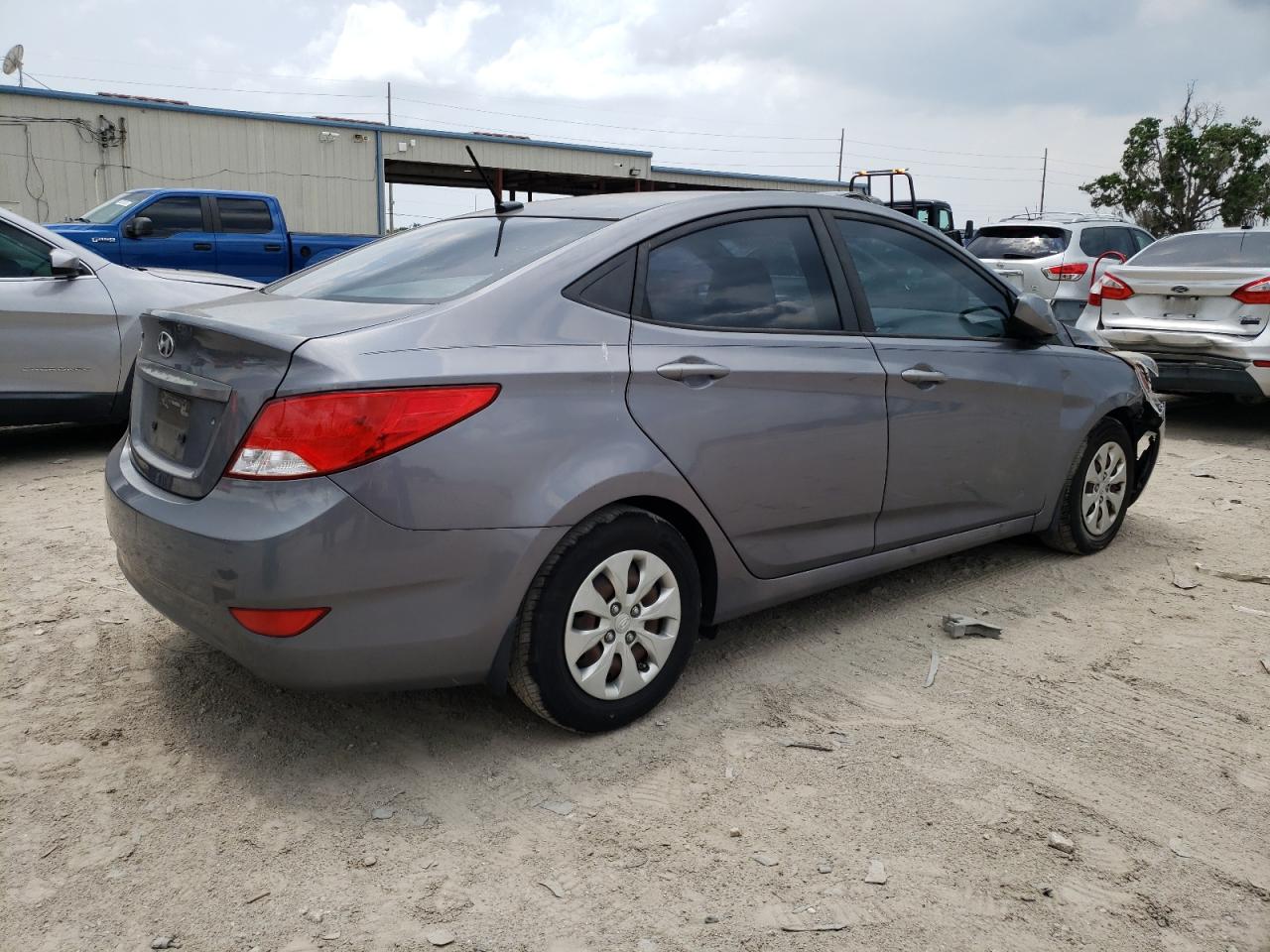 KMHCT4AE1GU095723 2016 Hyundai Accent Se