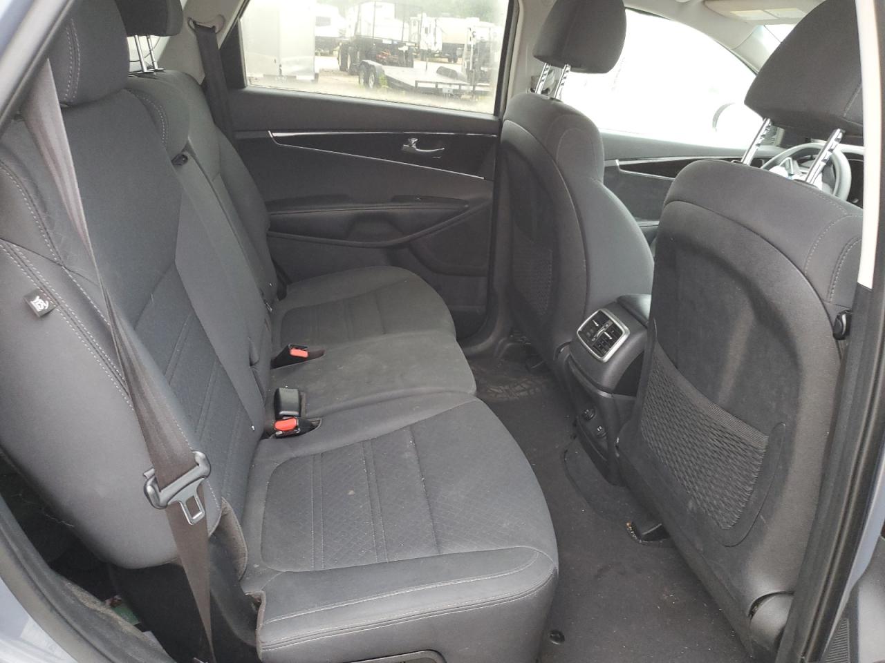 5XYPG4A59LG635096 2020 Kia Sorento S