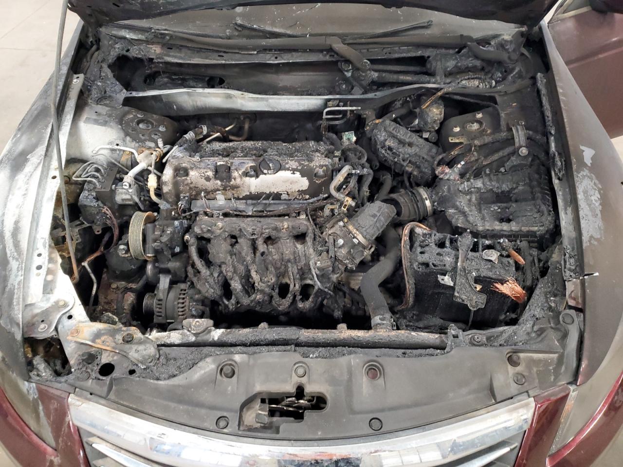 1HGCP2F31BA058140 2011 Honda Accord Lx