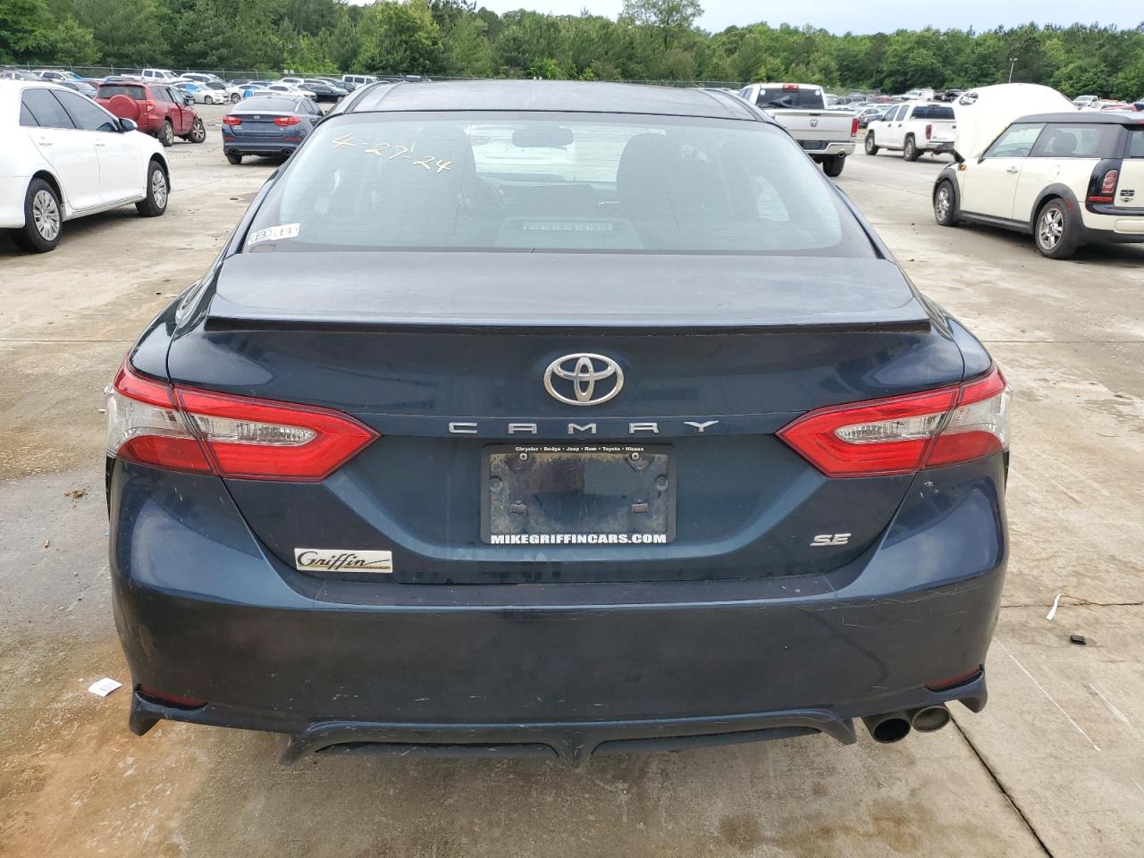 4T1B11HK6JU662883 2018 Toyota Camry L