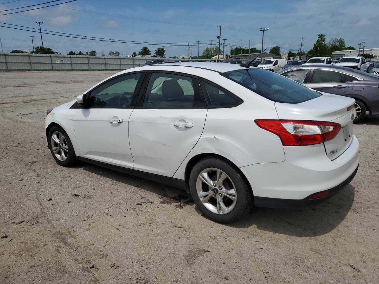 2014 Ford Focus Se vin: 1FADP3F23EL213740