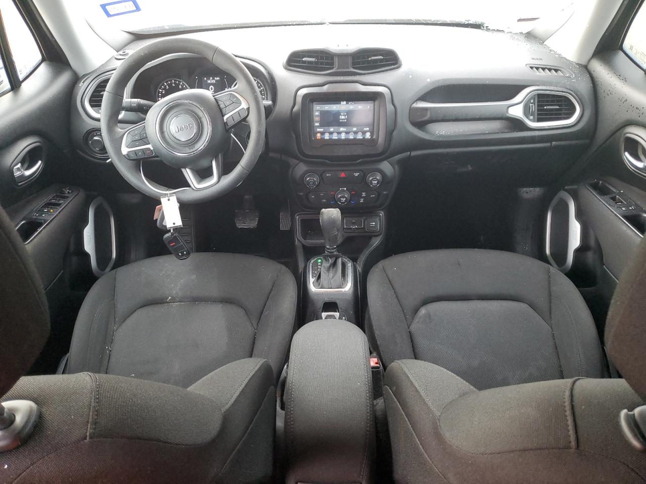 ZACCJAAB6JPH24092 2018 Jeep Renegade Sport