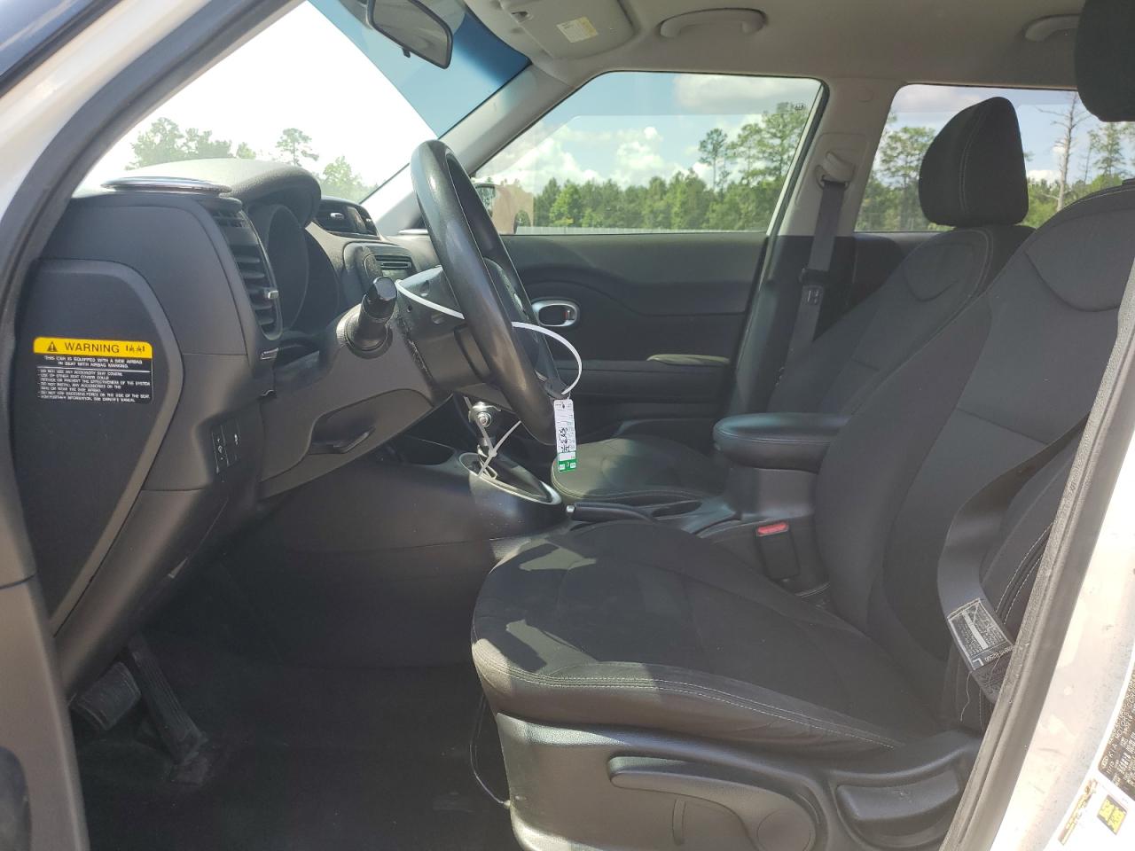 KNDJN2A29G7305046 2016 Kia Soul