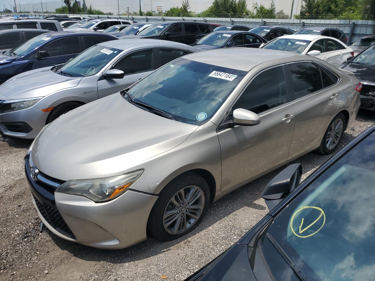 4T1BF1FKXFU007315 2015 Toyota Camry Le