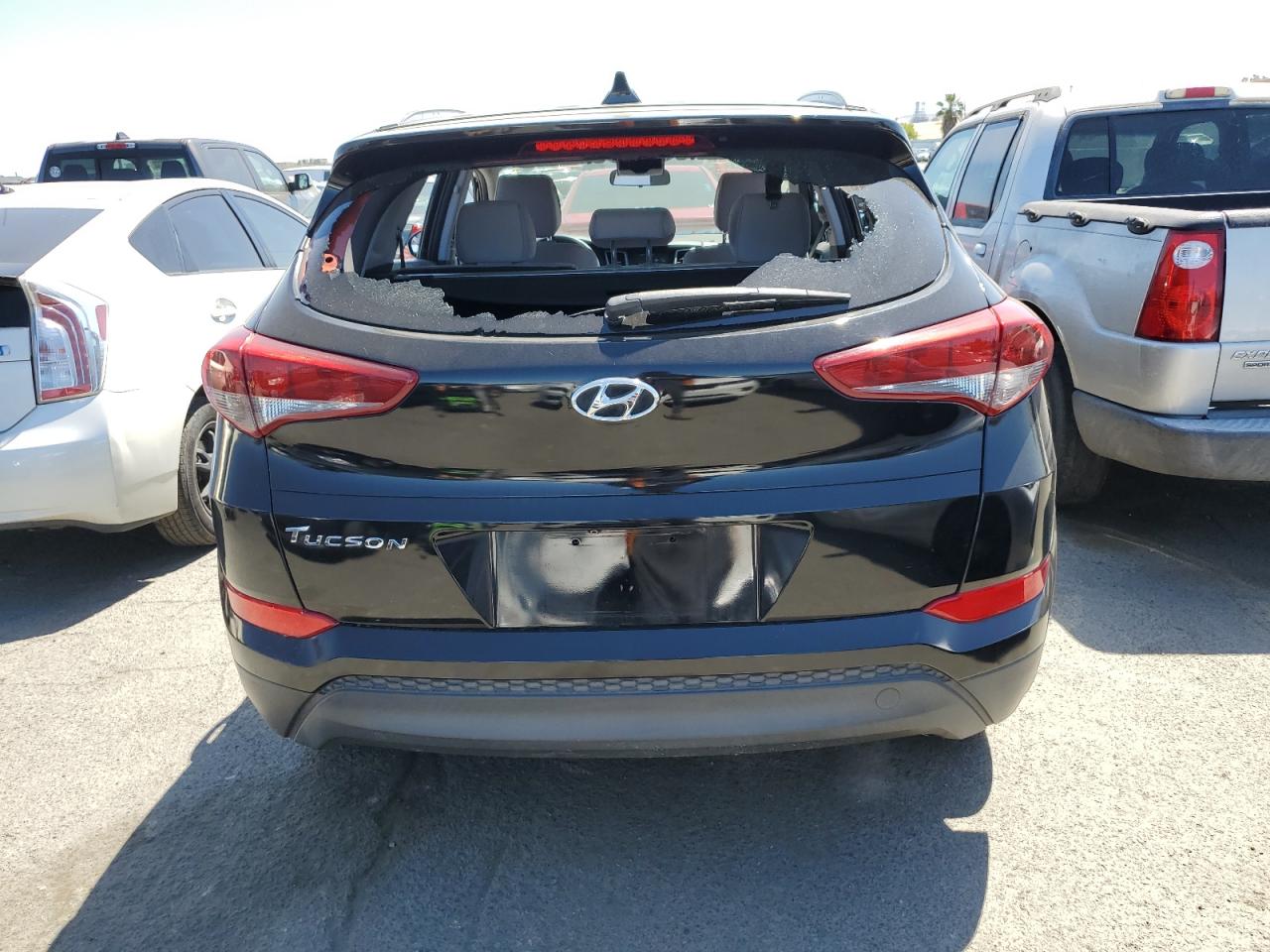 KM8J33A44JU700673 2018 Hyundai Tucson Sel