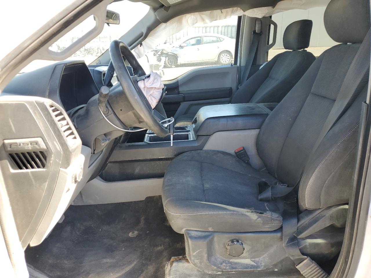 1FTEW1CP1KKE37063 2019 Ford F150 Supercrew