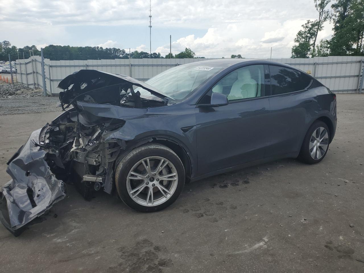 5YJYGDEE8MF081332 2021 Tesla Model Y