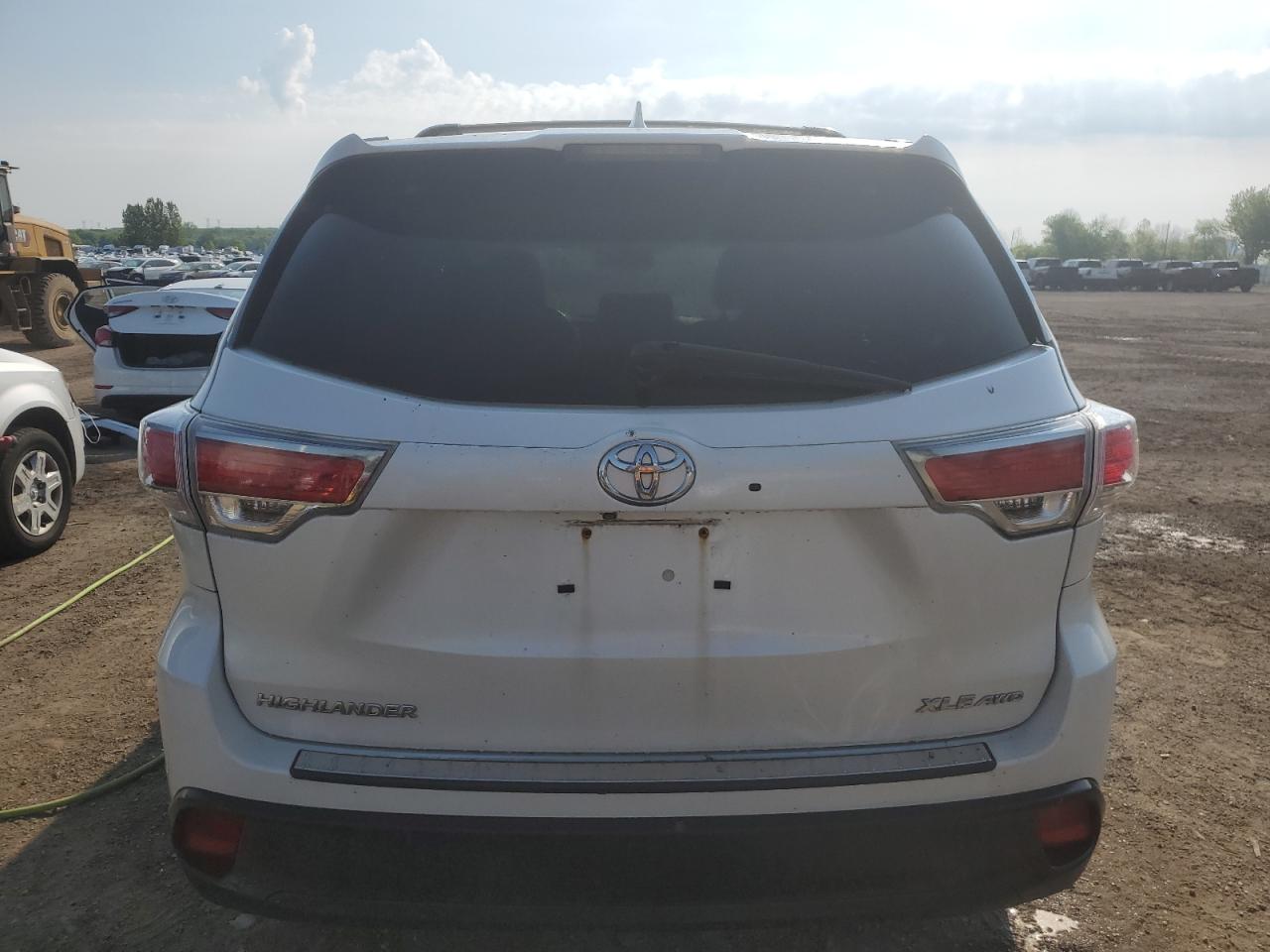 5TDJKRFH7ES050057 2014 Toyota Highlander Xle