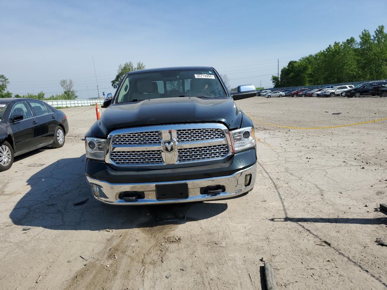 2016 Ram 1500 Laramie vin: 1C6RR7VM3GS380782