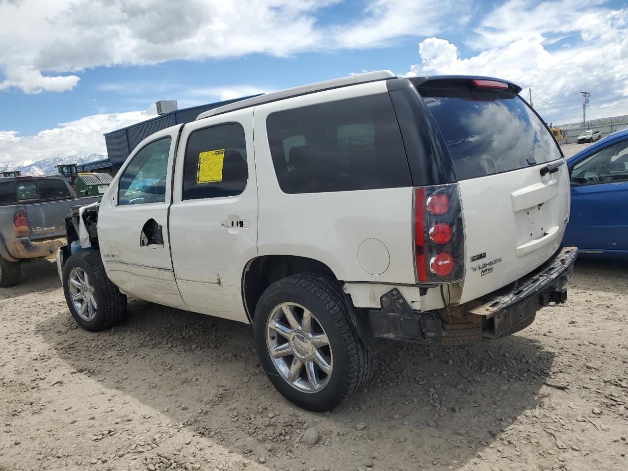 1GKS2EEF9BR131511 2011 GMC Yukon Denali