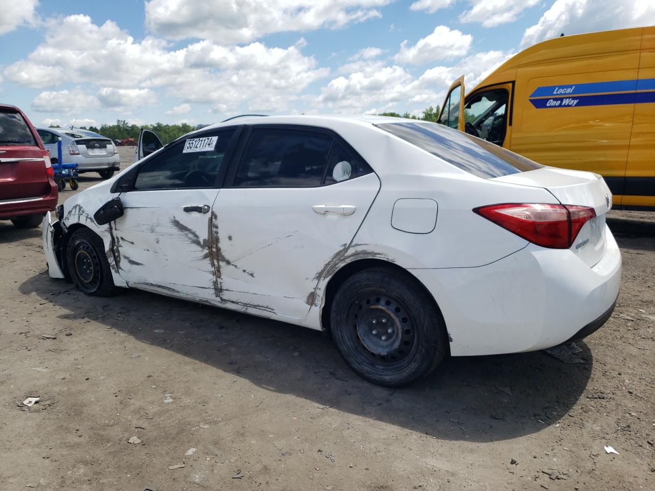 2T1BURHEXKC173843 2019 Toyota Corolla L