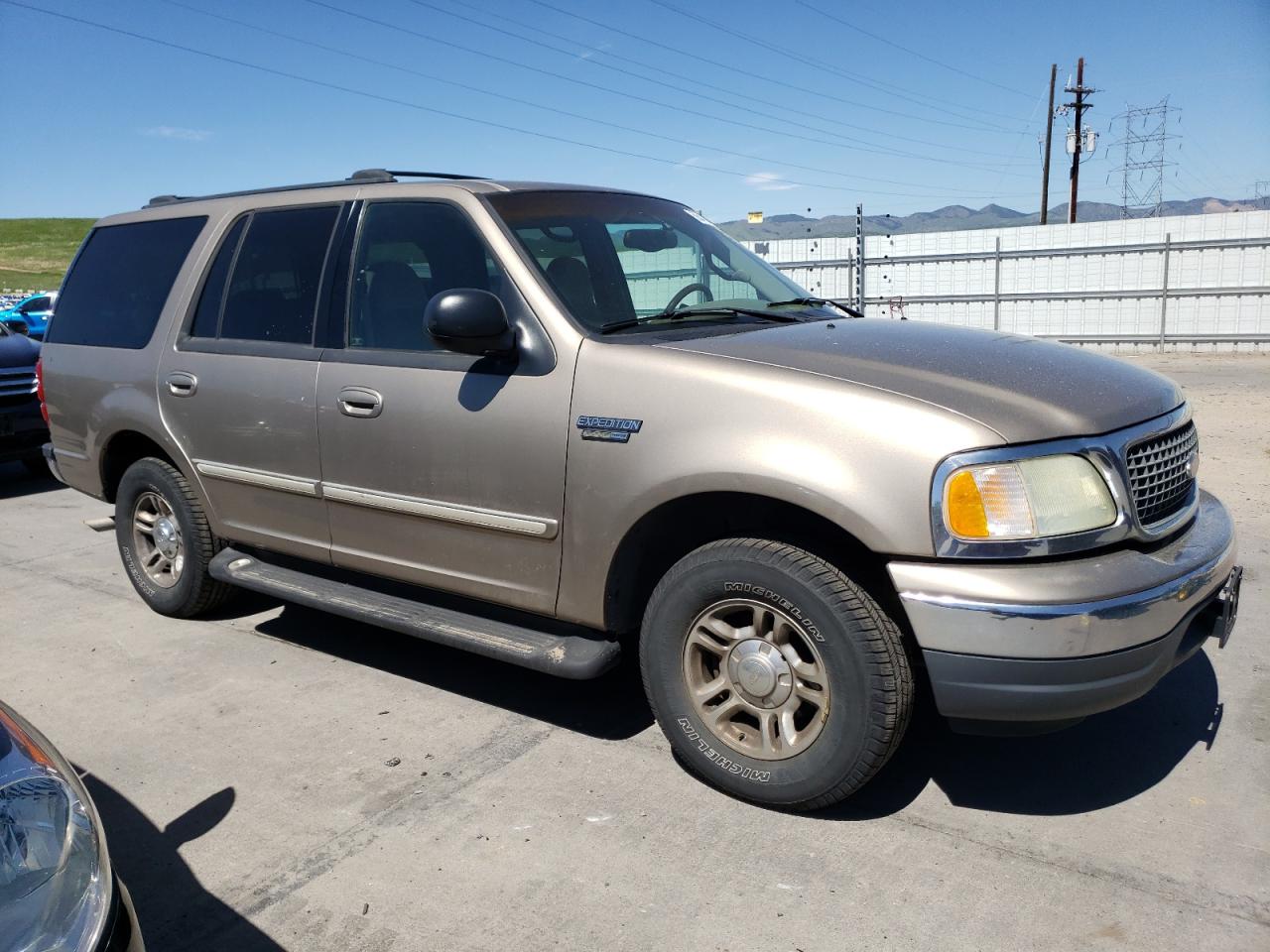 1FMRU15W62LA33600 2002 Ford Expedition Xlt