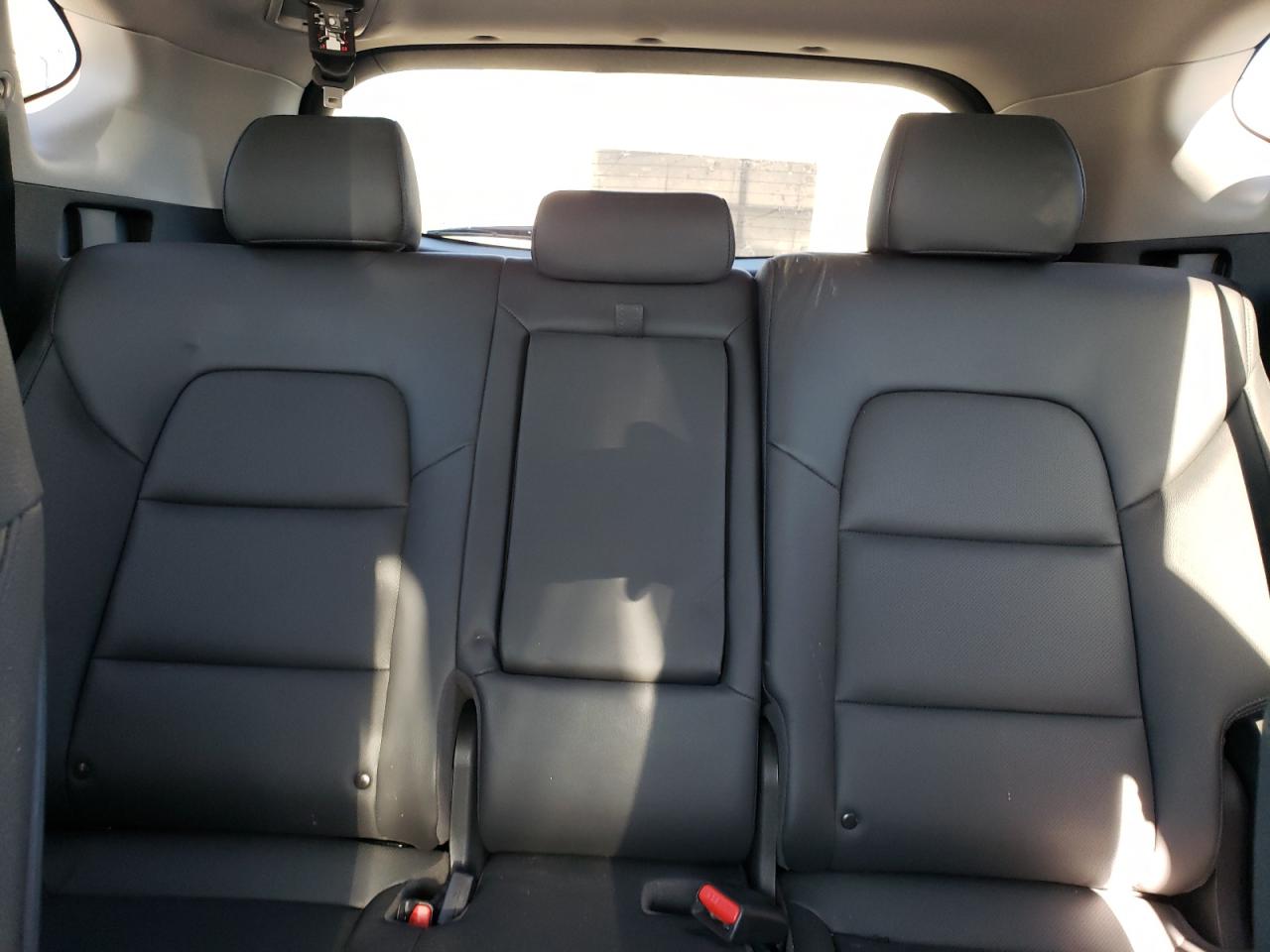 KM8J33A4XJU680638 2018 Hyundai Tucson Sel