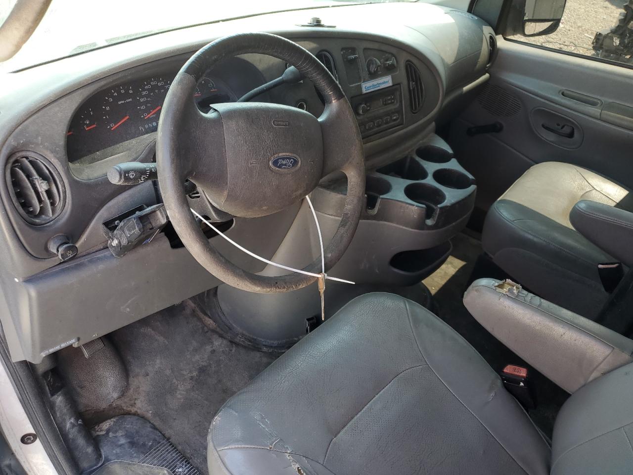 1FTNE24W36HA51892 2006 Ford Econoline E250 Van
