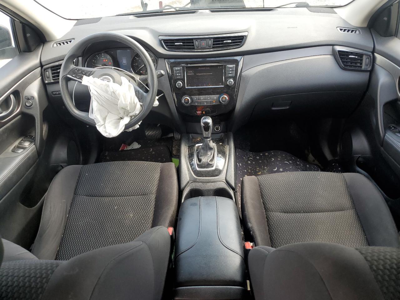 JN1BJ1CR5KW630315 2019 Nissan Rogue Sport S