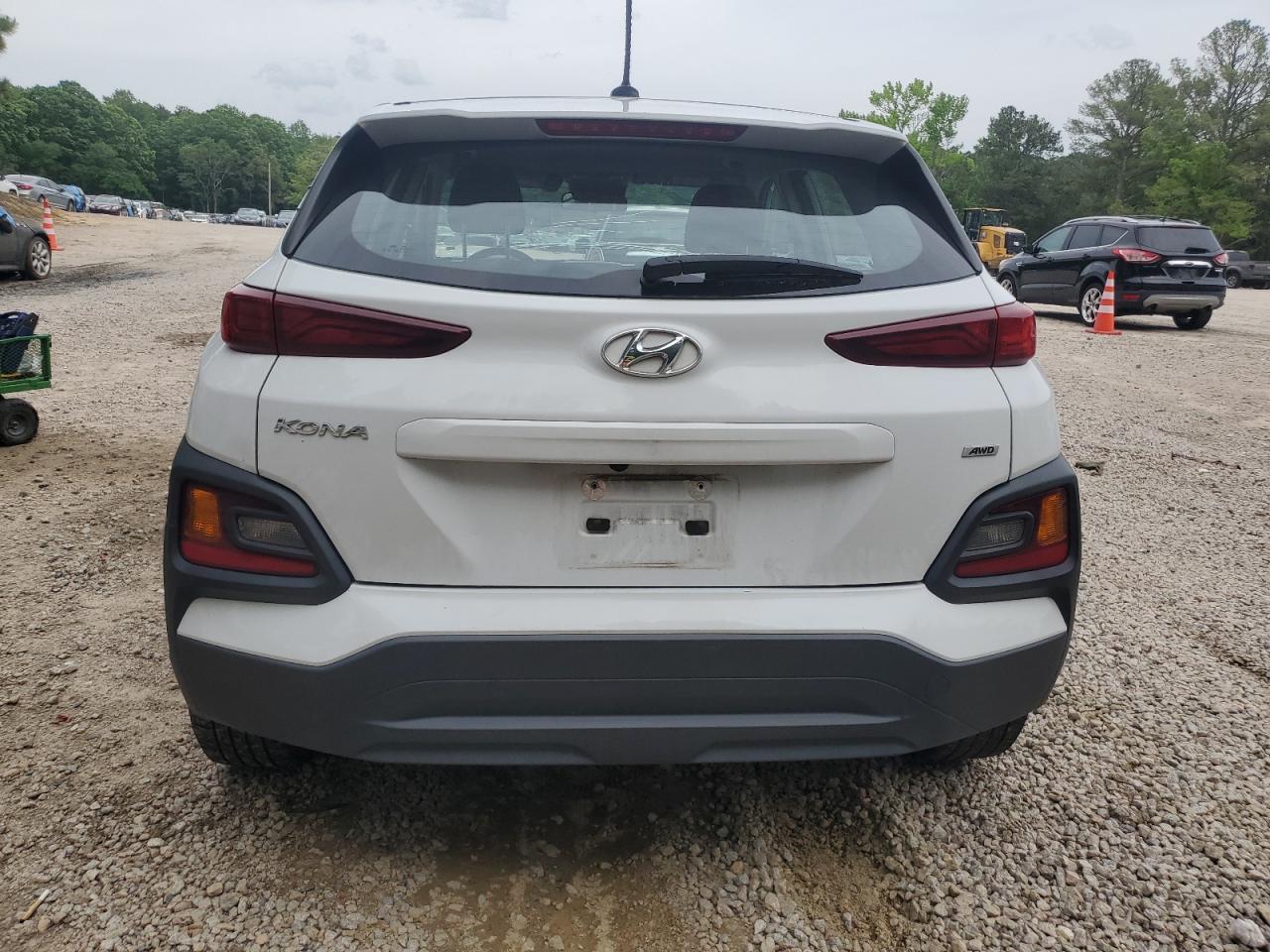 KM8K1CAA4MU638857 2021 Hyundai Kona Se