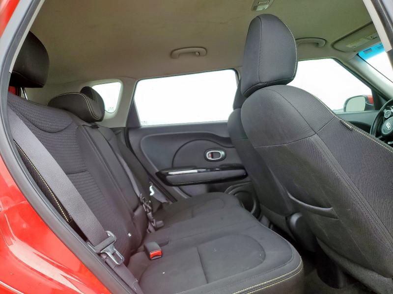 2015 KIA SOUL + - KNDJP3A53F7781818