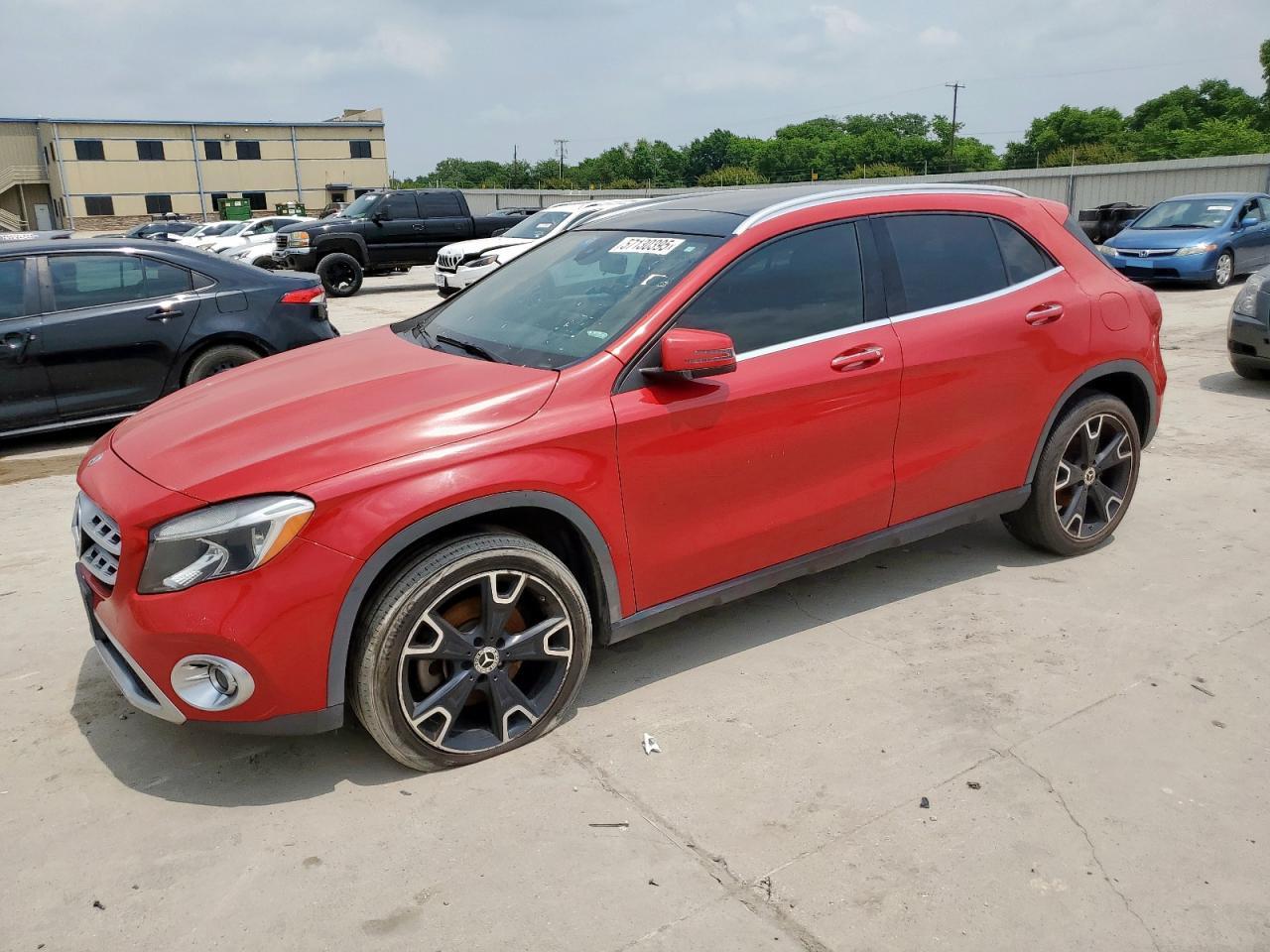 MERCEDES-BENZ GLA-CLASS 250