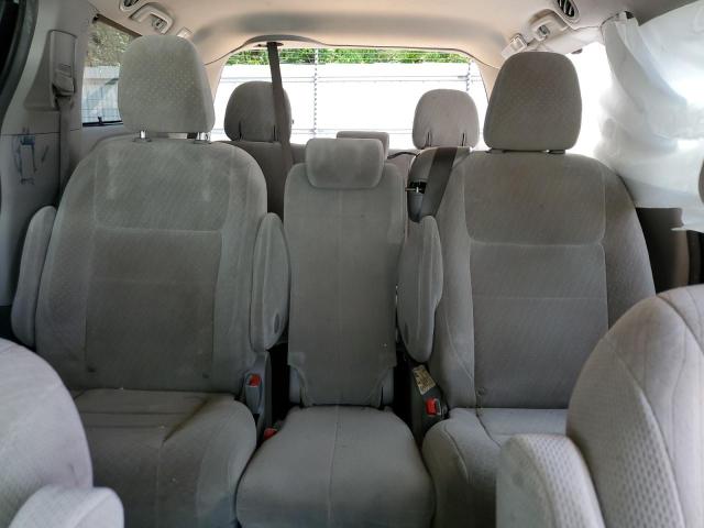 2017 TOYOTA SIENNA LE 5TDKZ3DC4HS895585