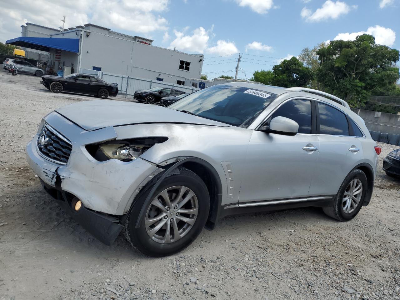INFINITI FX35