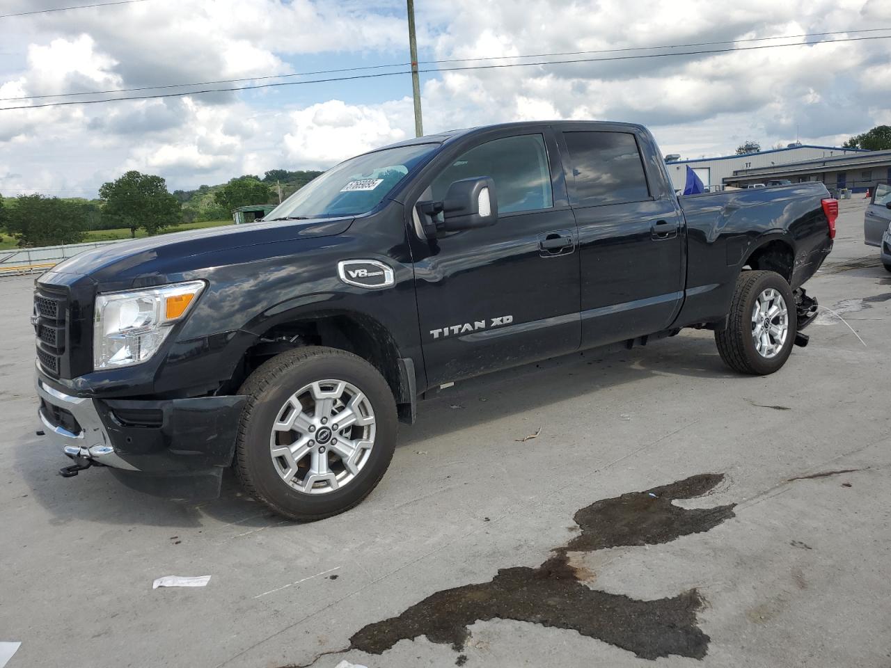 NISSAN TITAN SV