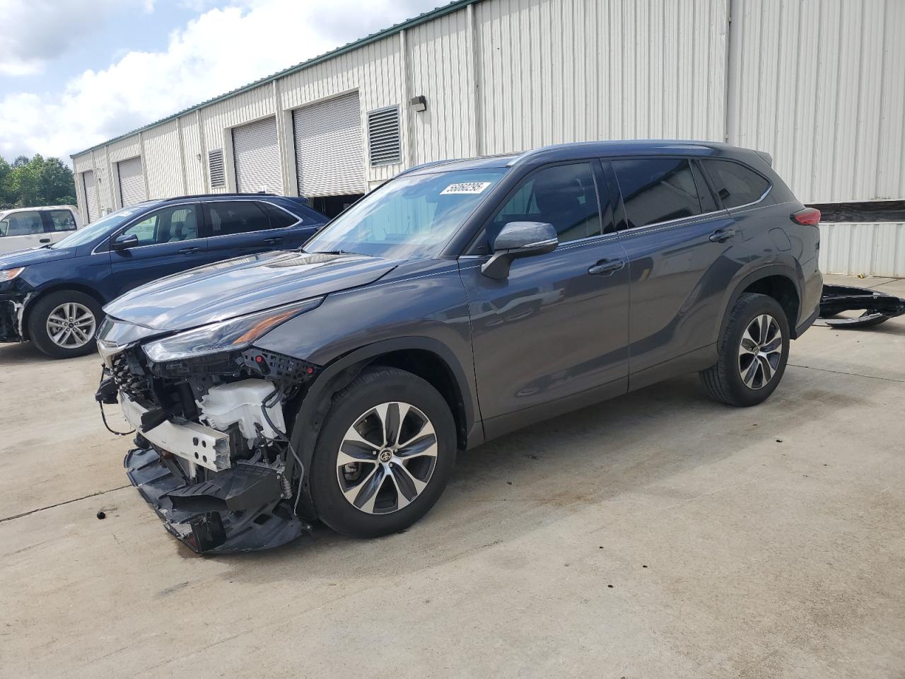 TOYOTA HIGHLANDER XLE