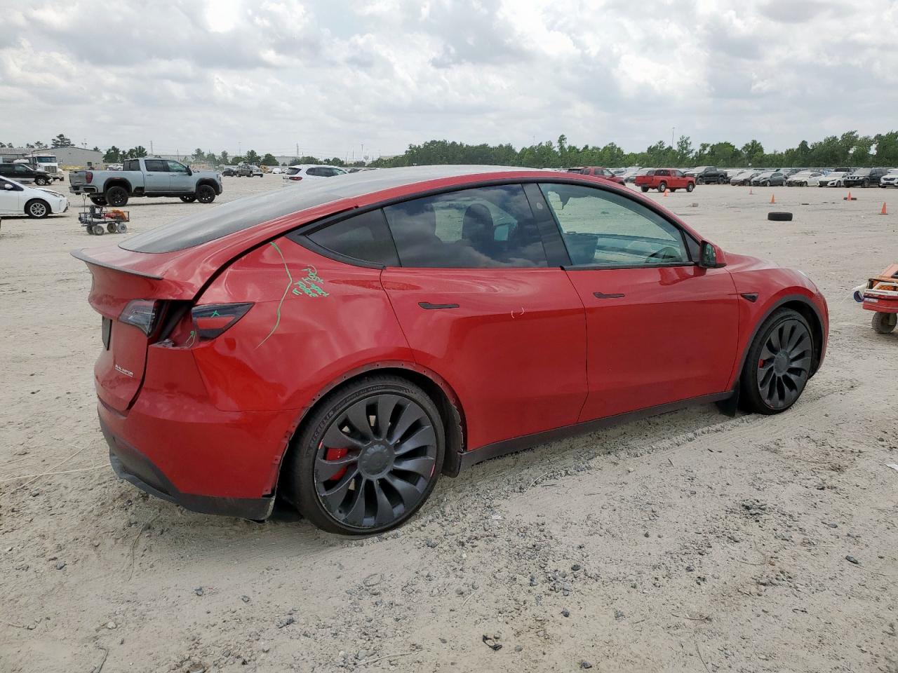 Tesla Model y 2023