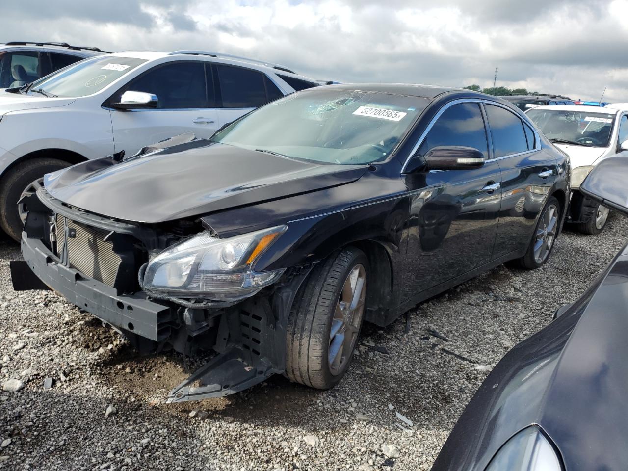 NISSAN MAXIMA S